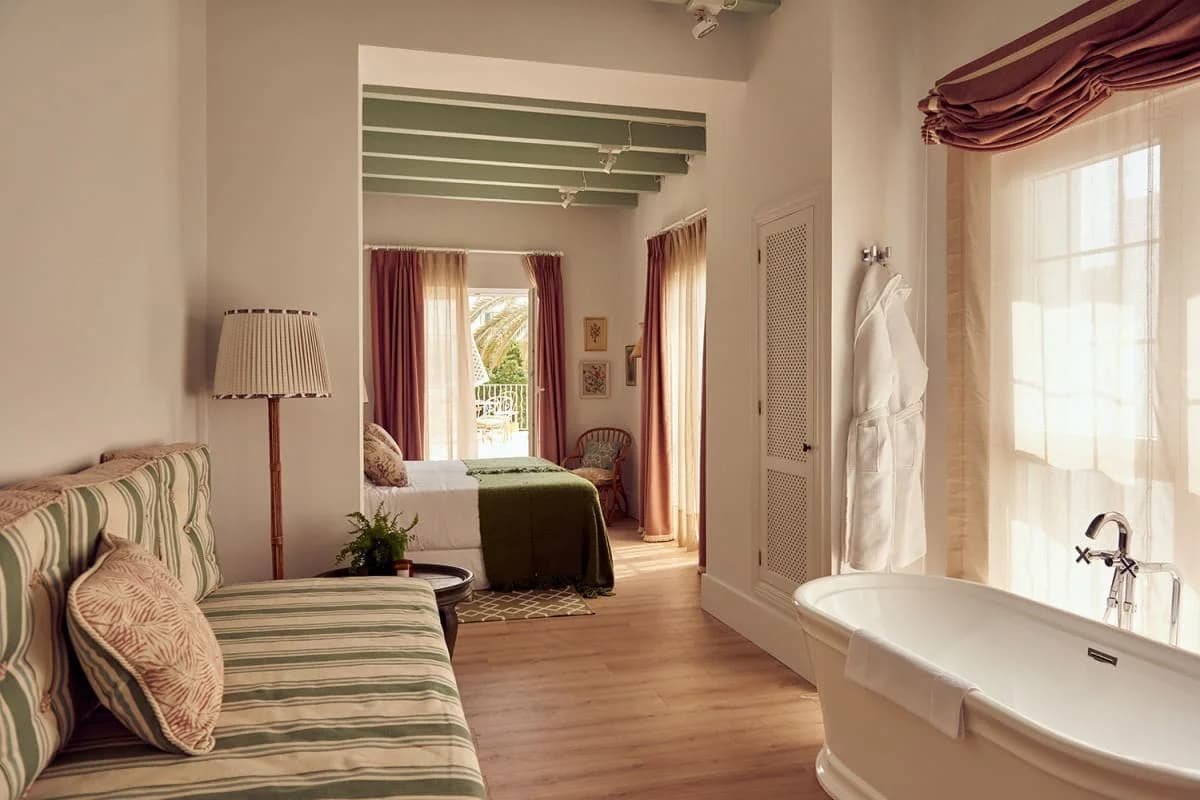 Les plus belles suites de luxe à Minorque : une sélection exclusive pour un séjour inoubliable