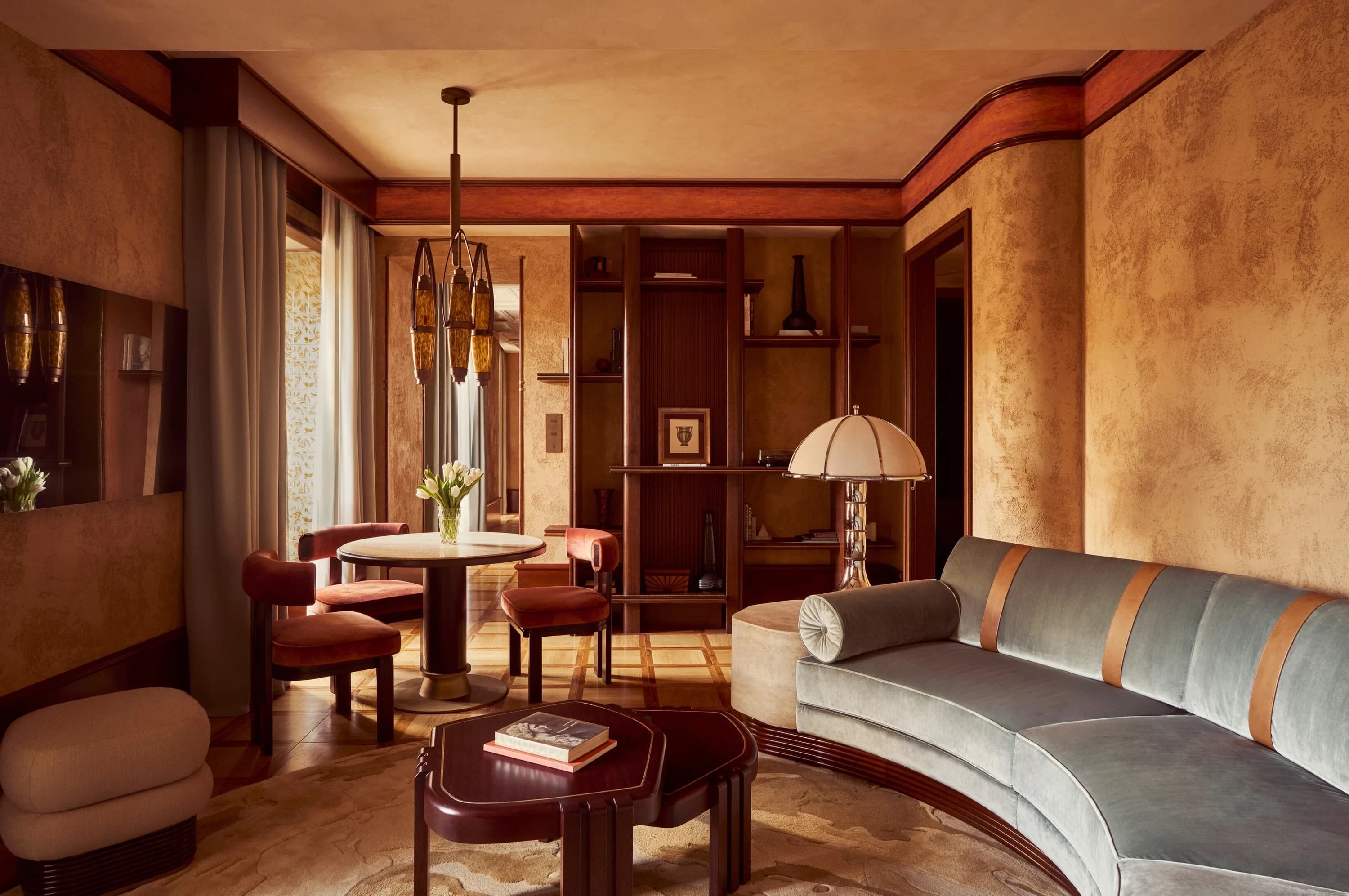 Au-delà de la Chambre : Le Guide Définitif de la Hiérarchie des Suites